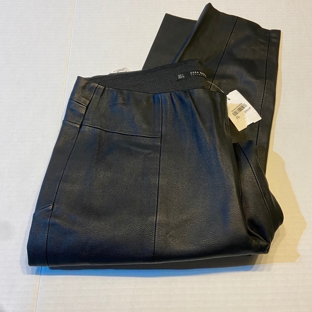 NWOT‎ Zara Basic Women's Large Black Faux Leather High Rise Ankle Cropped Pants